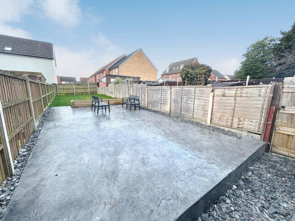 Additional property image - Seaton Road, Yeovil, BA20