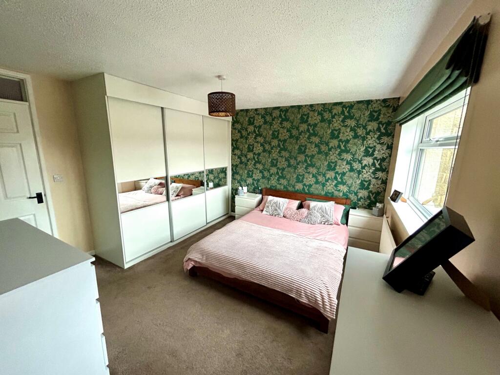 Additional property image - Clarks Close, Yeovil, BA22