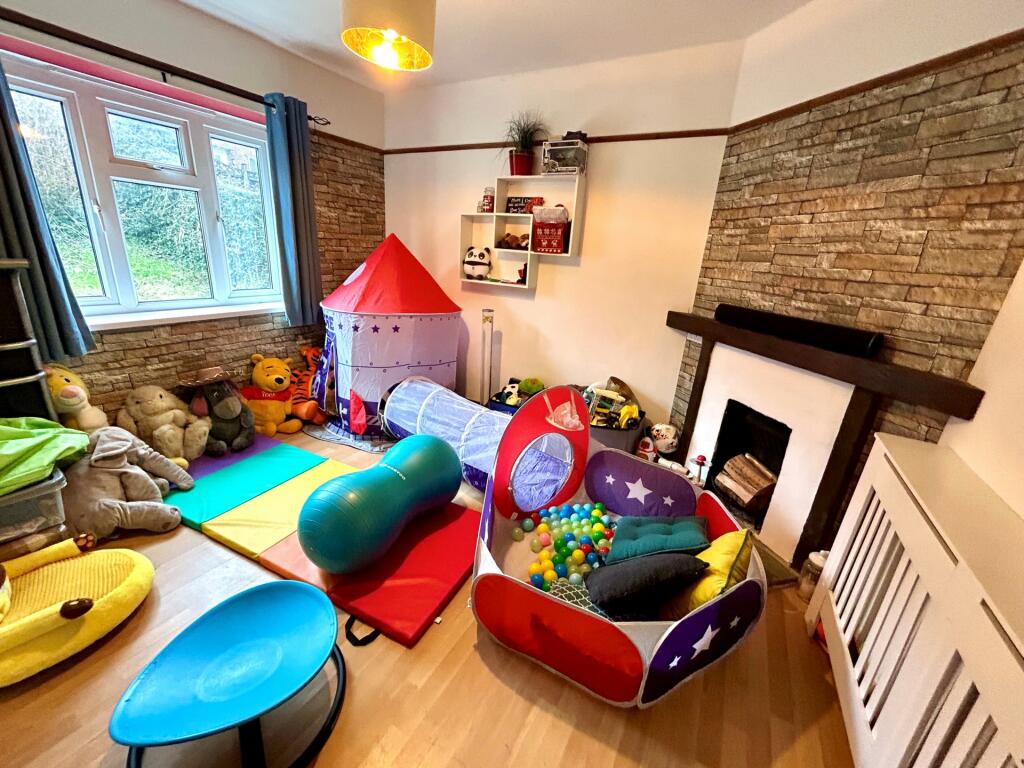 Additional property image - St Georges Avenue, Yeovil, BA21