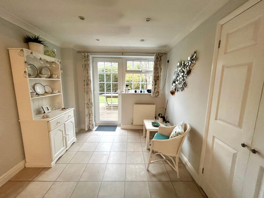 Additional property image - Hillborne Gardens, Yeovil, BA21