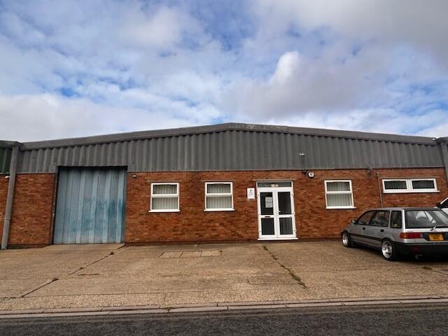 Main image of property: 4B Portland Industrial Estate, Hitchin Road, Arlesey, Bedfordshire, SG15 6SG