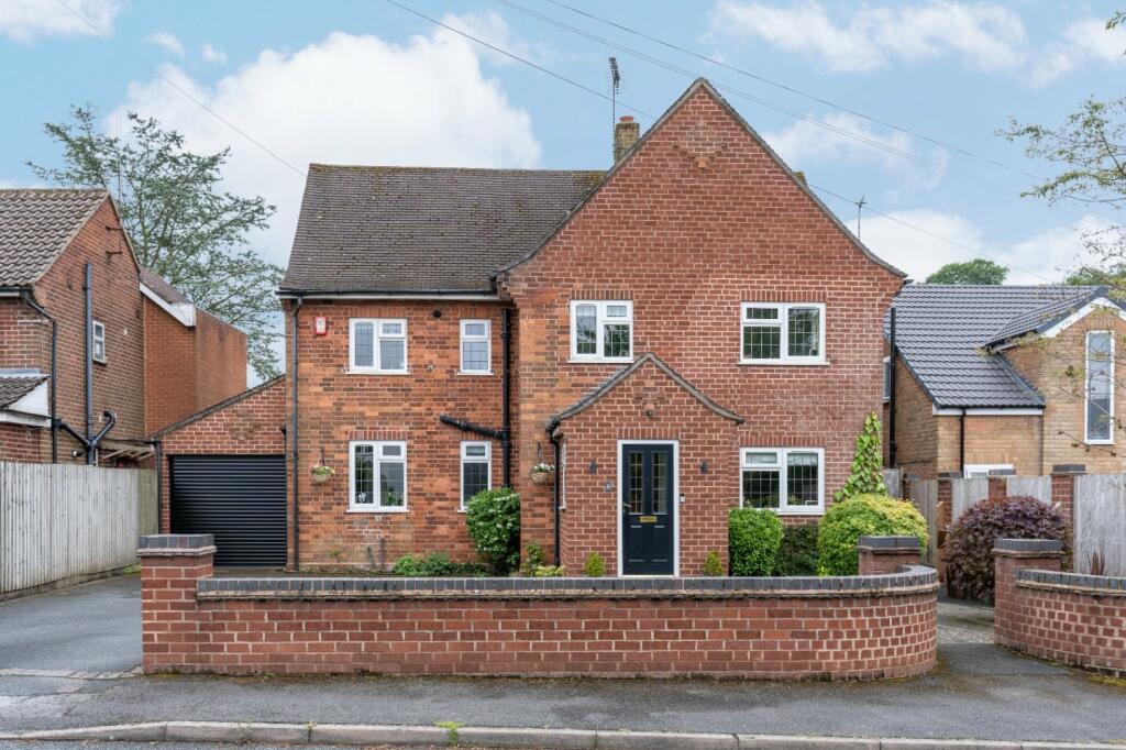 4 bedroom detached house for sale in Cofton Lake Road, Cofton Hackett