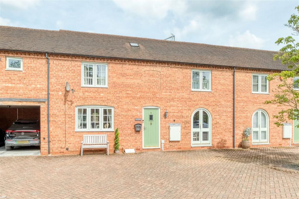 4 bedroom mews property for sale in Mill Court, Alvechurch, B48 7JY, B48
