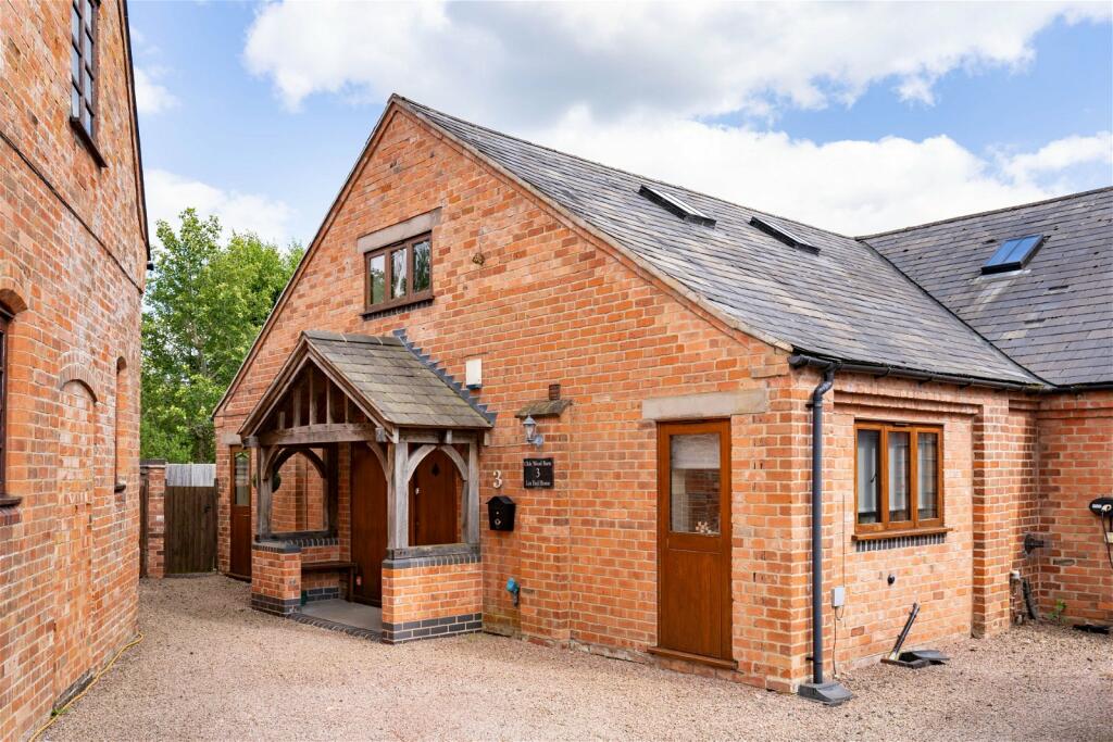 4 bedroom semidetached house for sale in Lea End Lane, Alvechurch, B48