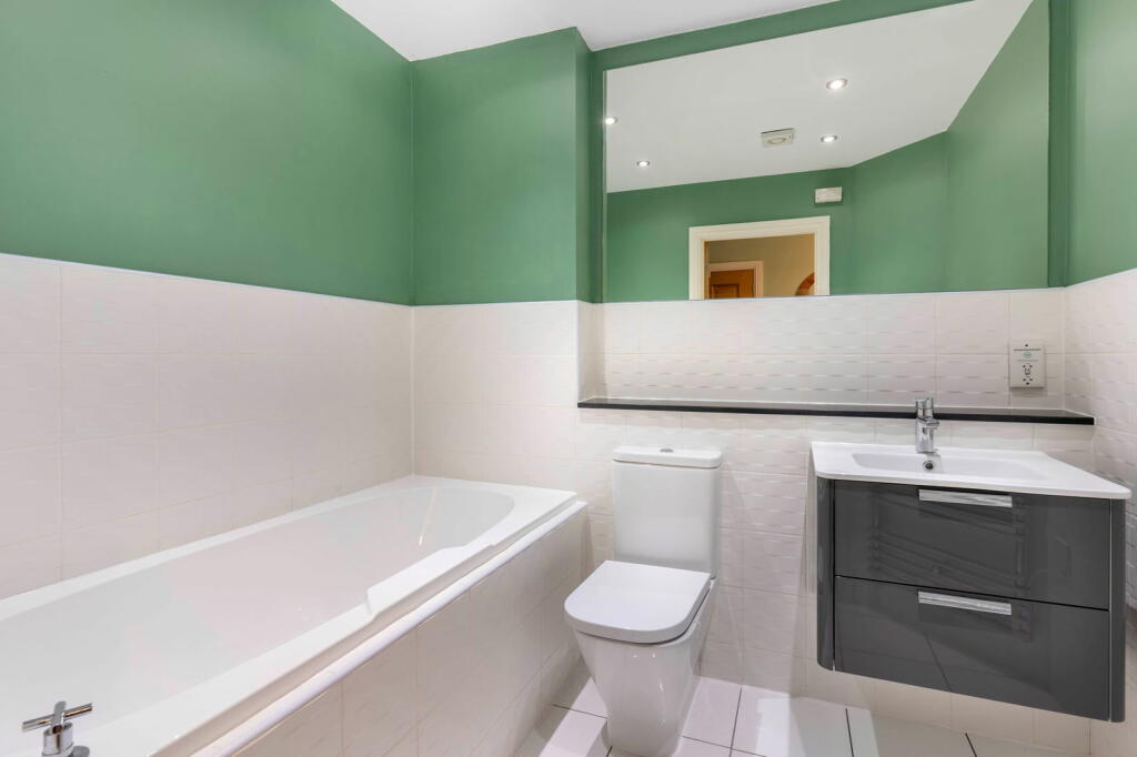 Additional property image - Forhill Court, Lea End Lane, Hopwood, B38 9EA