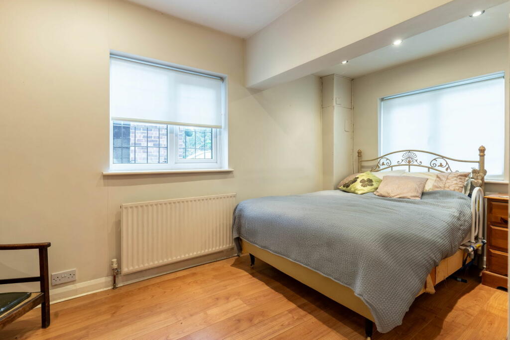 Additional property image - Birmingham Road, Alvechurch, B48 7TB