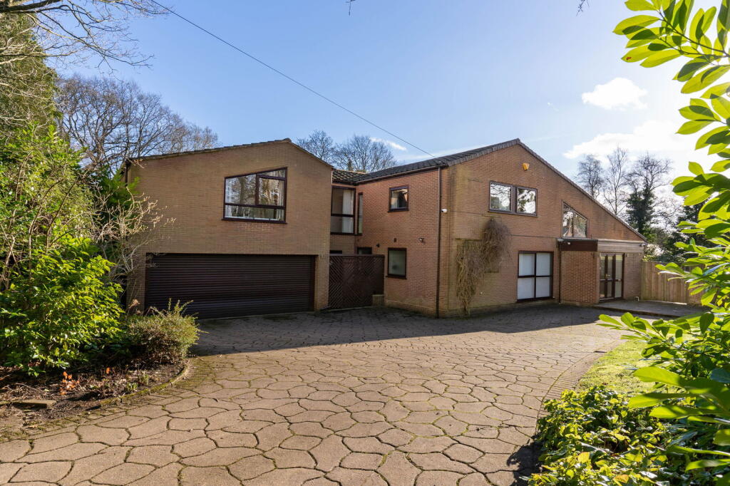 Additional property image - Denehurst Close, Barnt Green, B45 8HR