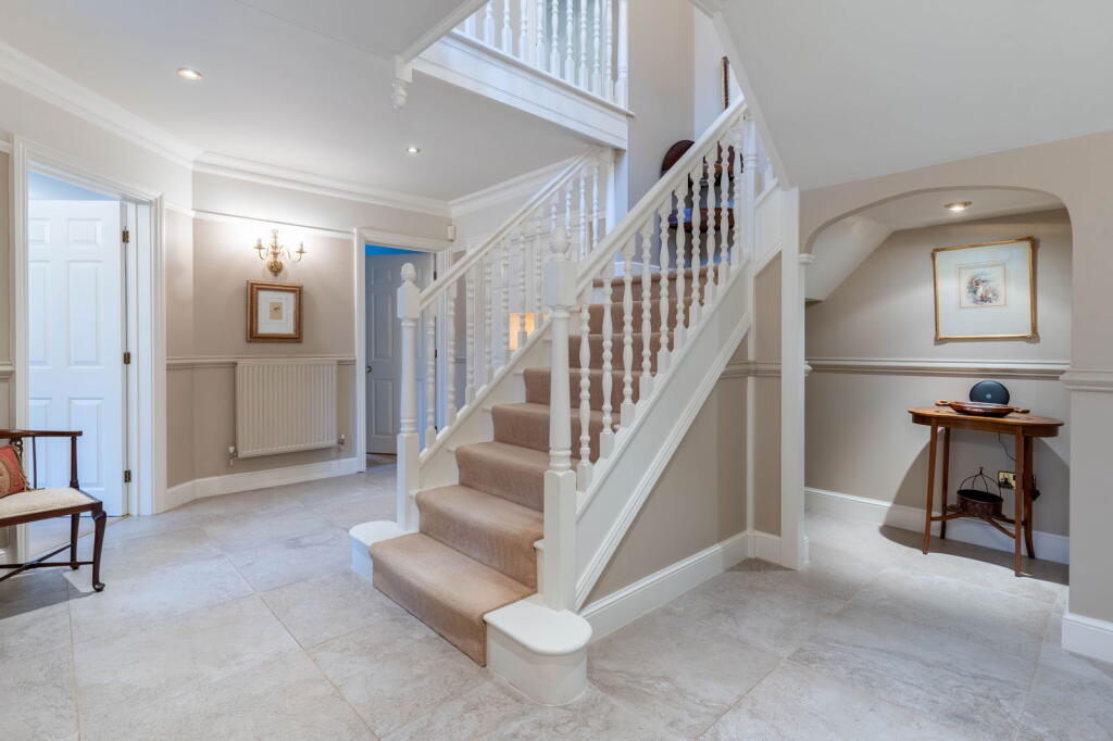 Additional property image - Merriemont Drive, Barnt Green, B45 8QZ