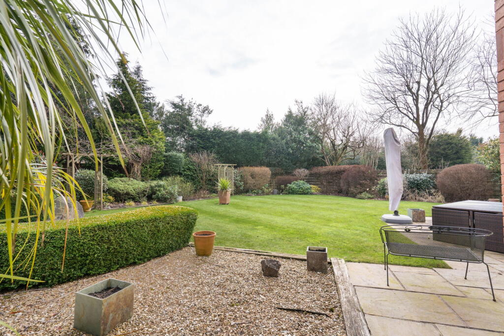 Additional property image - Merriemont Drive, Barnt Green, B45 8QZ