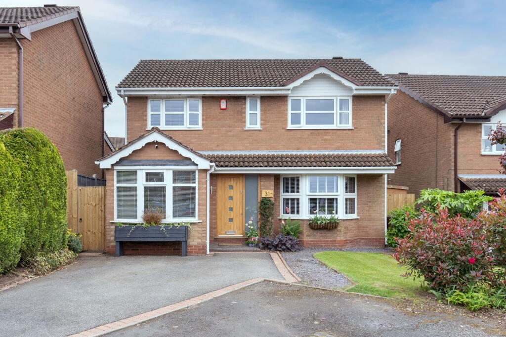 Main image of property: Gleneagles Drive, Blackwell, Bromsgrove, B60 1BD