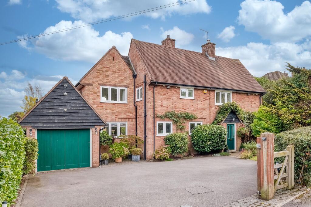 Main image of property: Bittell Lane, Barnt Green, B45