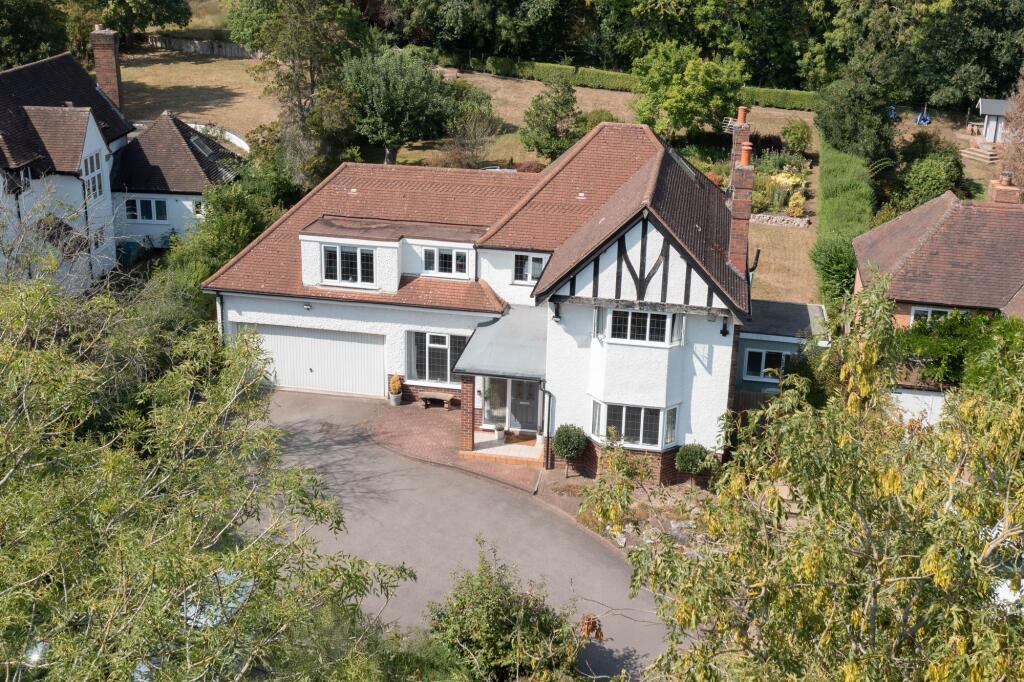 Main image of property: Aqueduct Lane, Alvechurch, B48