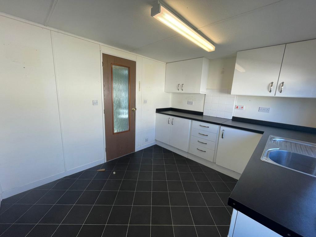 2 bedroom park home for sale in Highgrove Close, Lowestoft, NR32