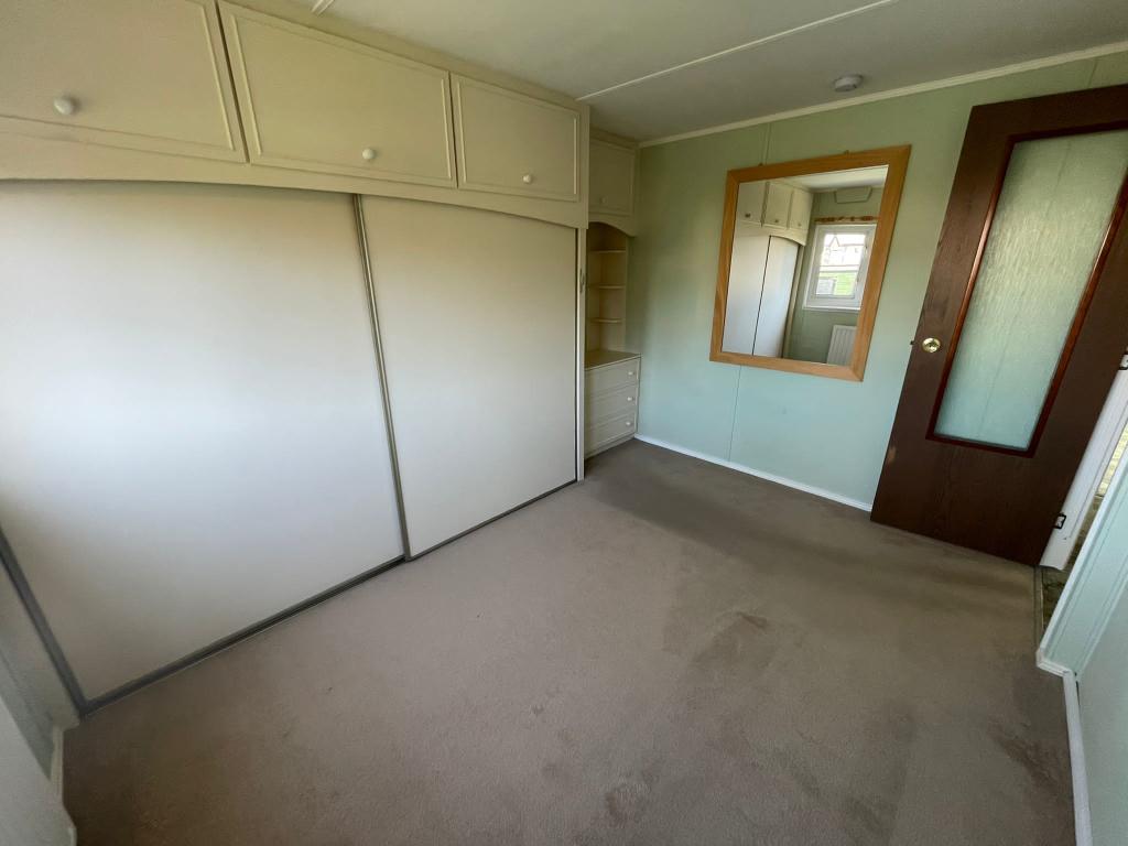 2 bedroom park home for sale in Highgrove Close, Lowestoft, NR32