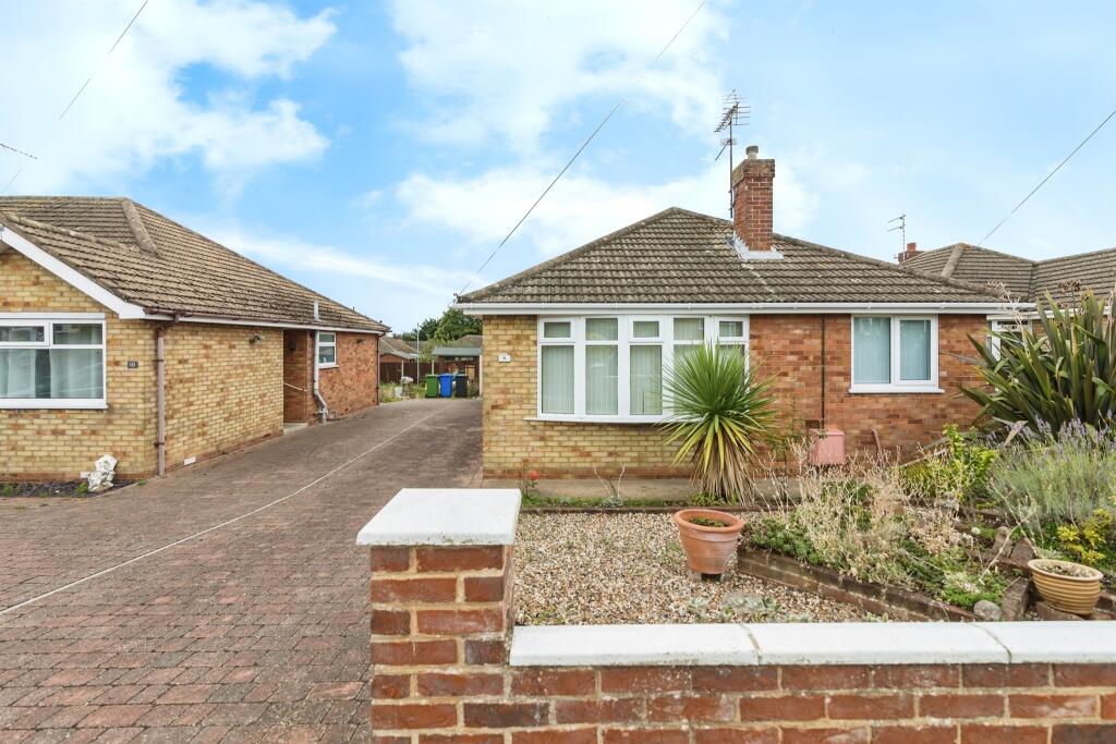 Main image of property: Hadleigh Drive, Lowestoft