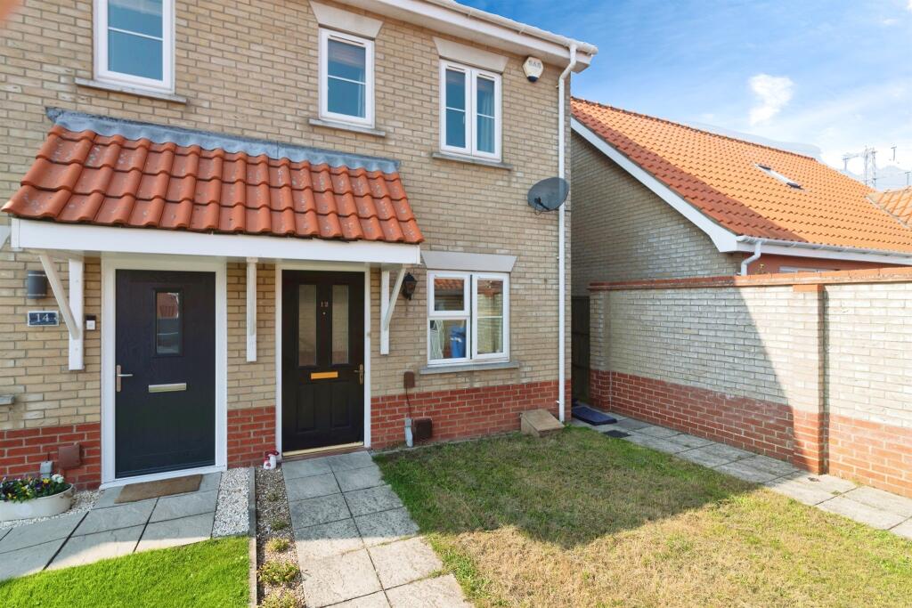 Main image of property: Broad Fleet Close, Oulton, Lowestoft