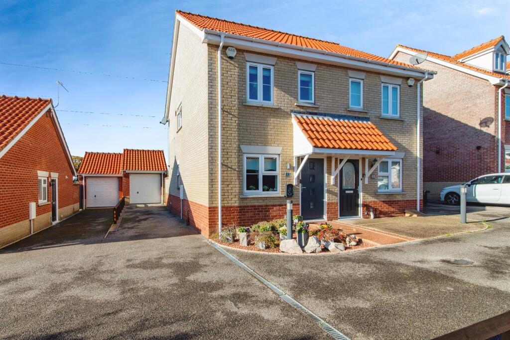 Main image of property: Broad Fleet Close, Oulton, Lowestoft