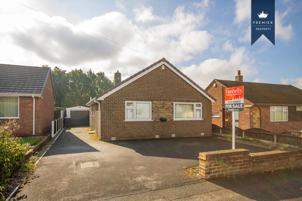 2 bedroom detached bungalow for sale in The Crest, Darley Abbey, Derby, DE22