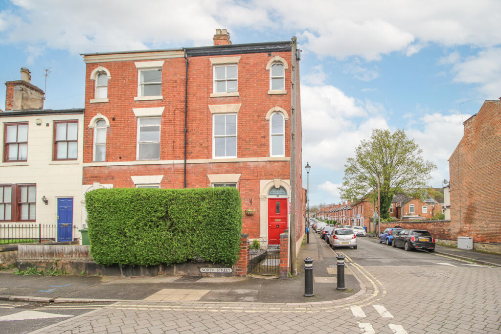 4 bedroom terraced house for sale in North Street, Derby, DE1