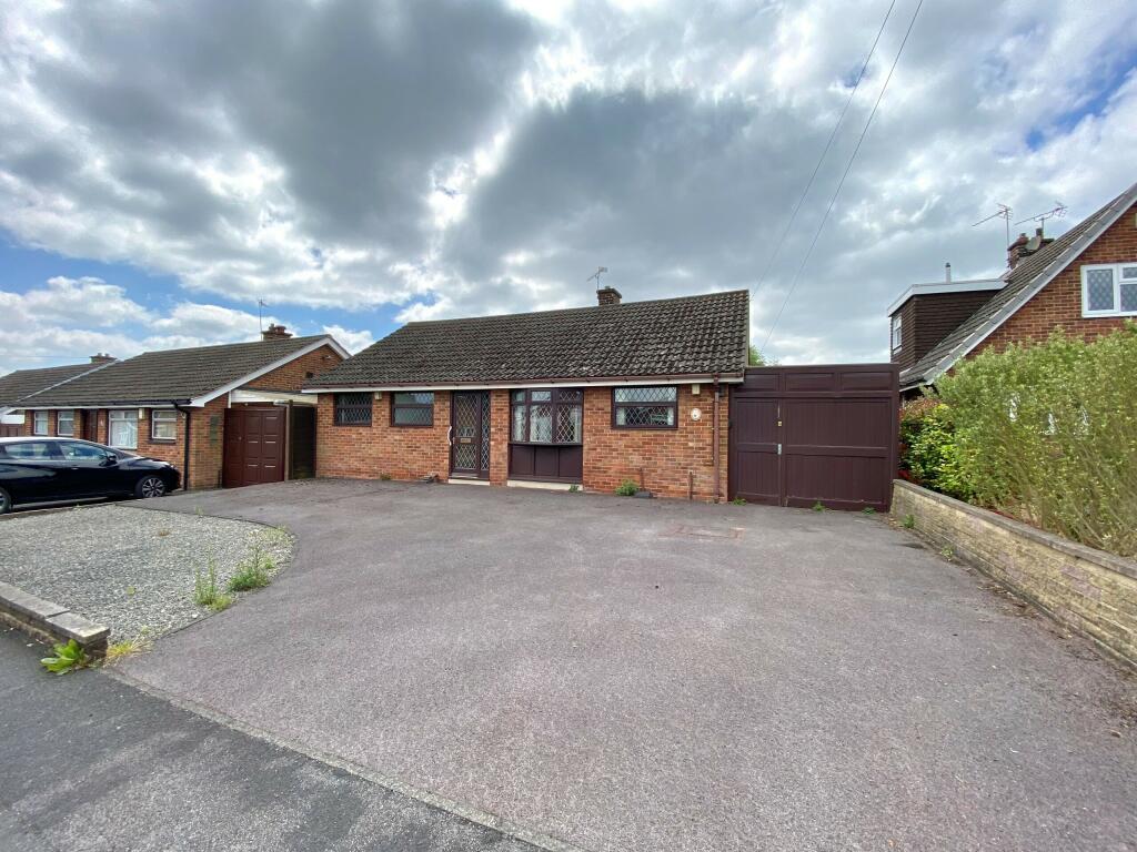 3 bedroom detached bungalow for sale in Hulland View, Allestree, DE22