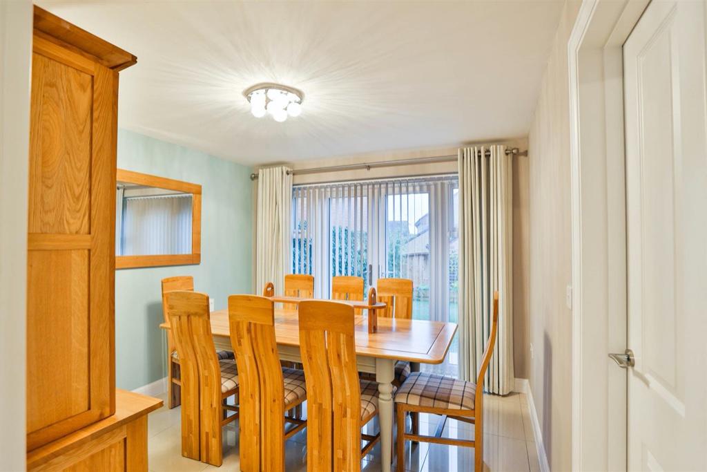 5 bedroom detached house for sale in Pintail Lane, Thrapston, NN14