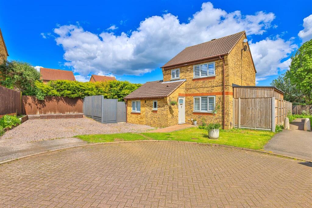 Houses For Sale In Raunds at Diane Hamilton blog