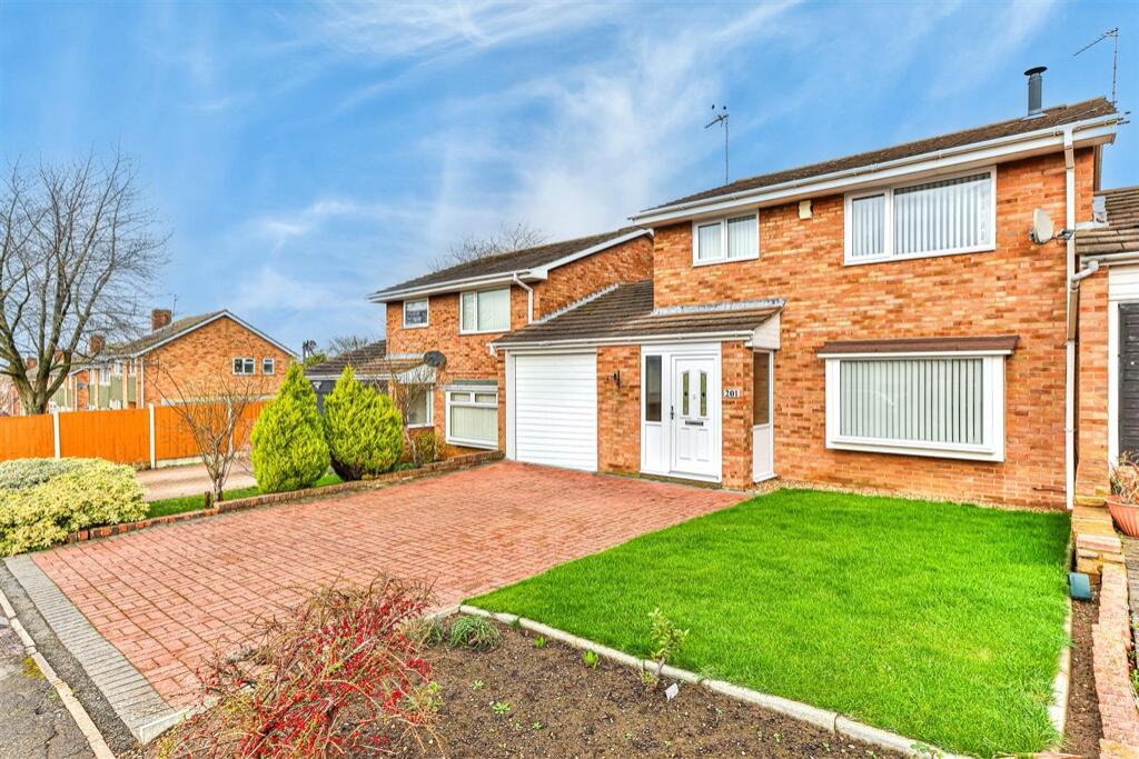 3 bedroom link detached house for sale in Deeble Road, Kettering