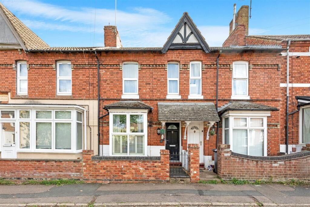 Main image of property: Union Street, Kettering, Northamptonshire, NN16