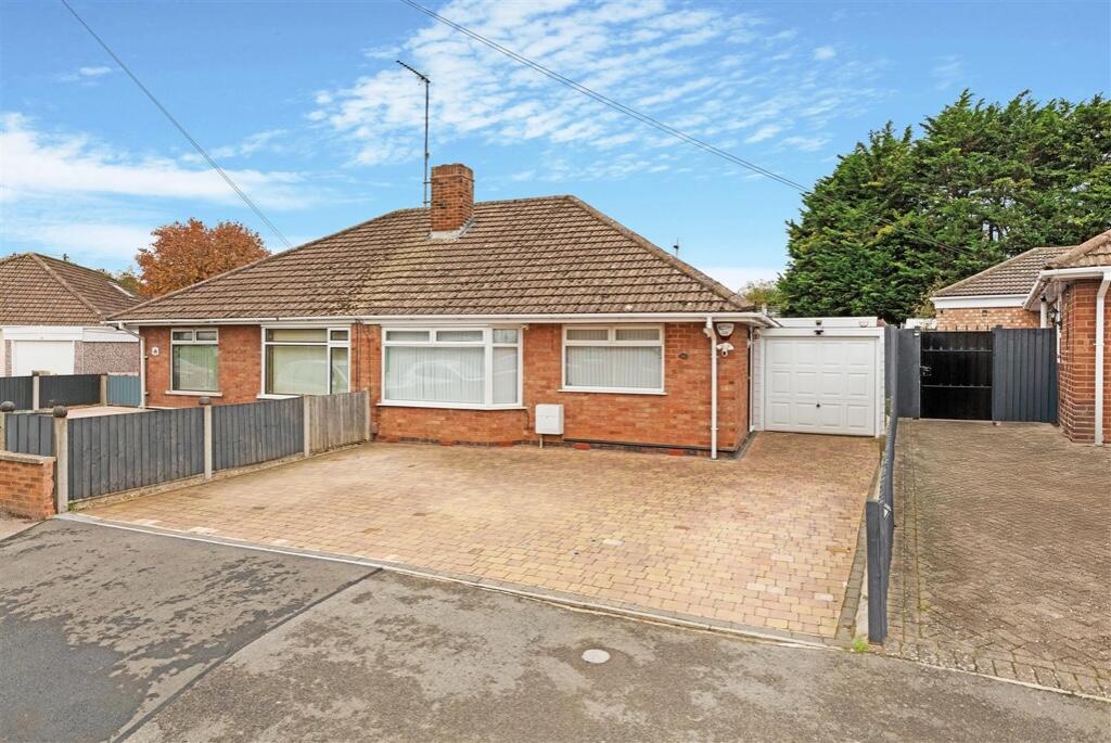 Main image of property: Coniston Road, Kettering, Northamptonshire, NN16