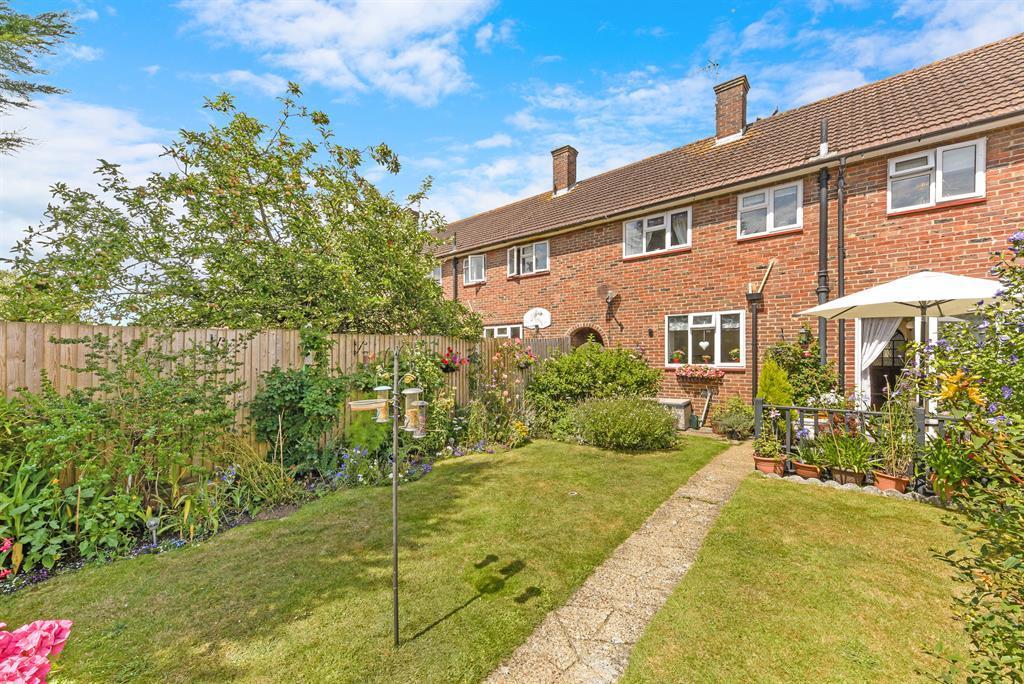 3 bedroom property for sale in Worsted Green, Merstham, RH1 3PP, RH1