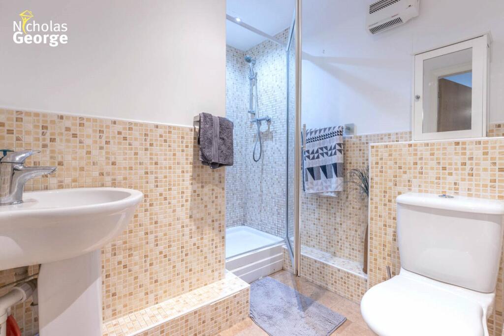 Additional property image - The Academy, 53 Wake Green Road, Moseley, Birmingham, B13