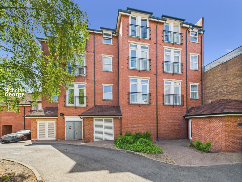 Main image of property: Alcester Road, Moseley, Birmingham, B13