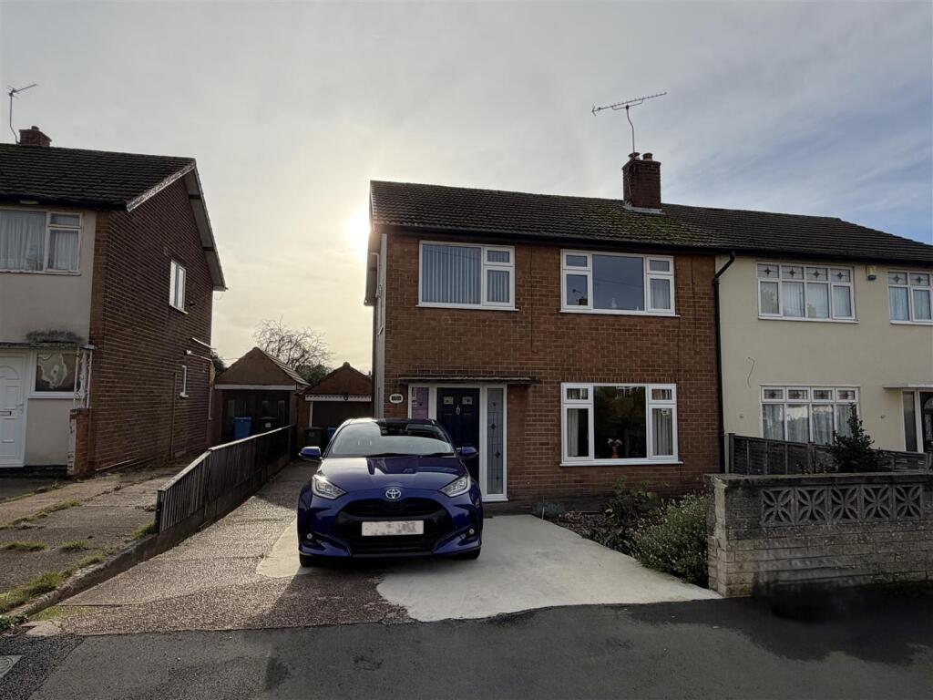 Main image of property: Hemmingfield Crescent, Worksop