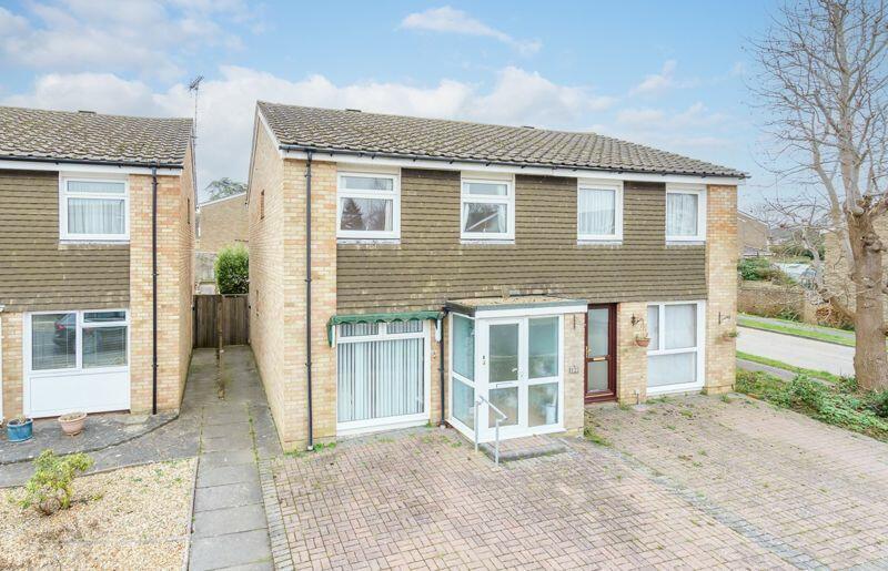3 bedroom semidetached house for sale in Little Breach, Chichester, PO19