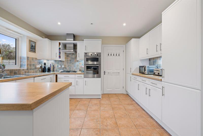 Additional property image - Hunters Mews, Fontwell, Arundel