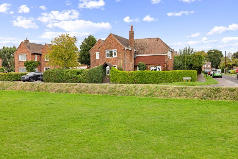 Main image of property: Nettleton Avenue, Chichester