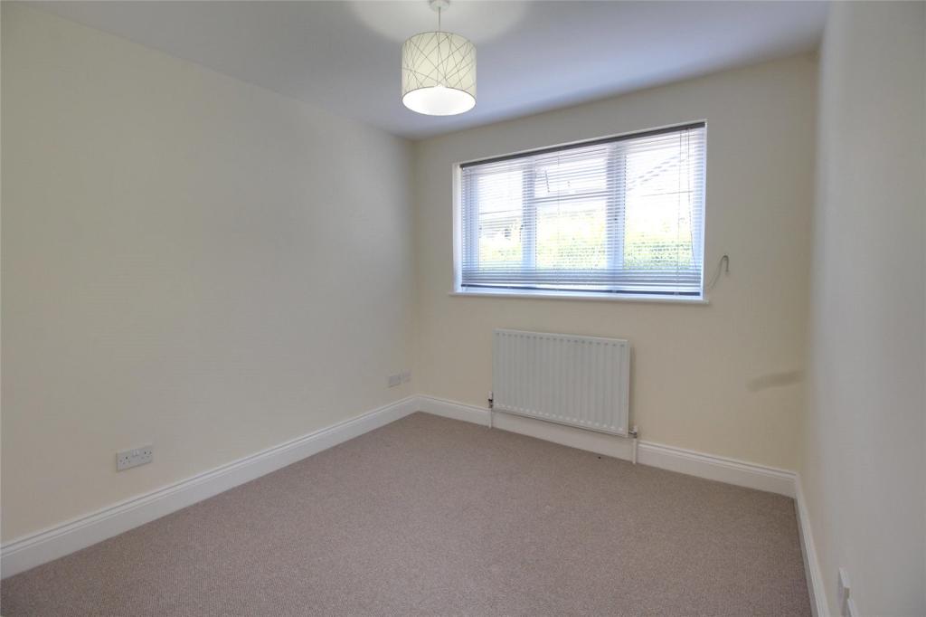 1 bedroom terraced house for sale in Upper Hale Road, Farnham, Surrey, GU9