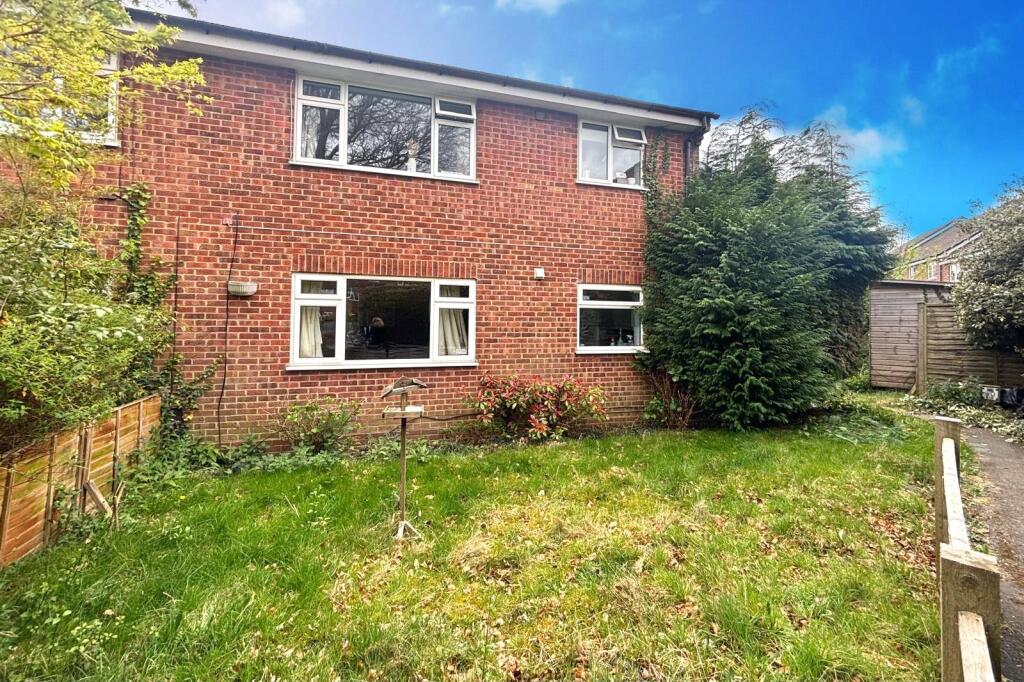 Main image of property: Beech Tree Drive, Badshot Lea, Farnham, Surrey, GU9
