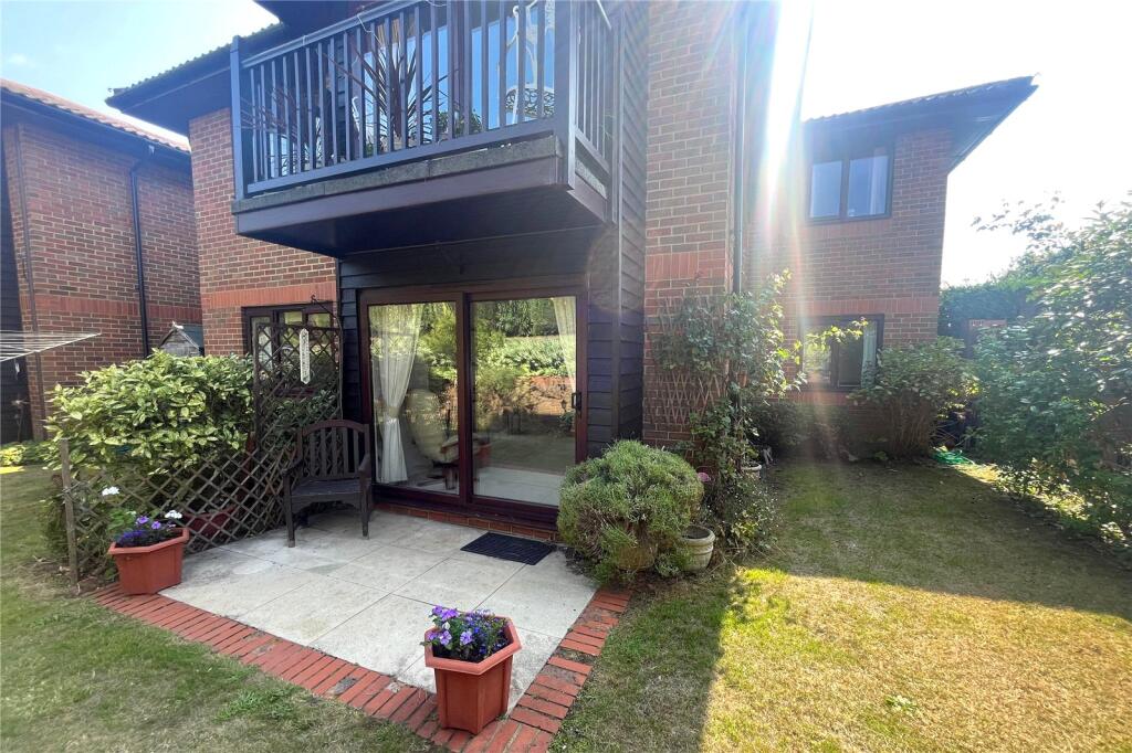 Main image of property: The Ferns, Bricksbury Hill, Farnham, Surrey, GU9