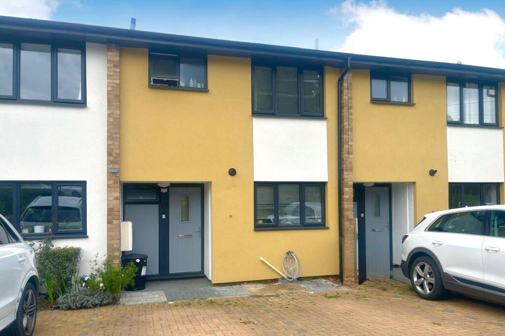 Main image of property: Lamerton Close, Bordon, Hampshire, GU35