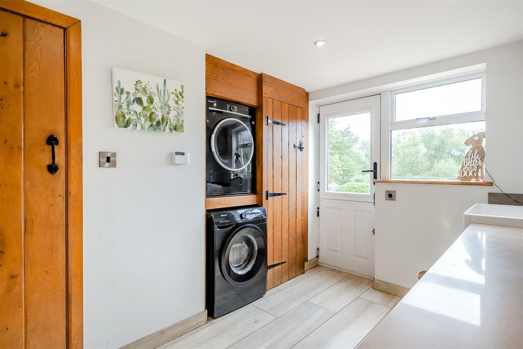 Detached to rent on Withy Hill Road, Sutton Coldfield