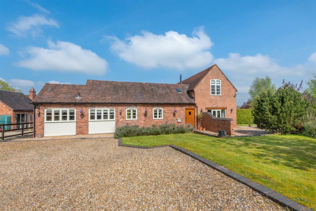 3 bedroom barn conversion for sale in Hay Lane, Longdon Green, Rugeley ...