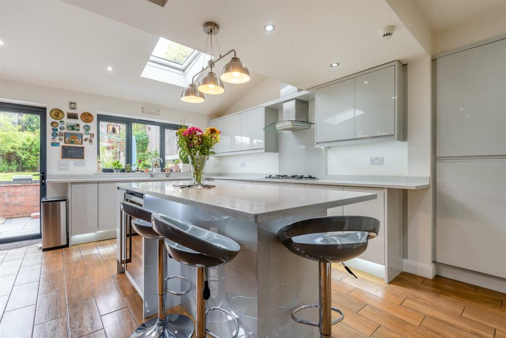 Additional property image - Kempson Avenue, Sutton Coldfield