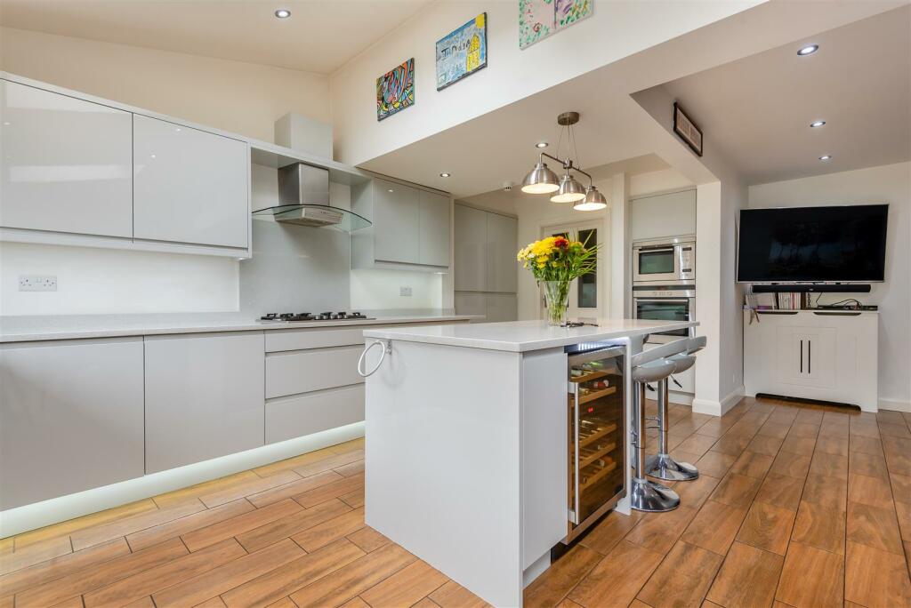 Additional property image - Kempson Avenue, Sutton Coldfield
