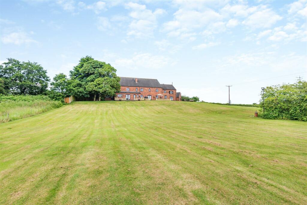 Additional property image - Coppice Lane, Clifton Campville, Tamworth