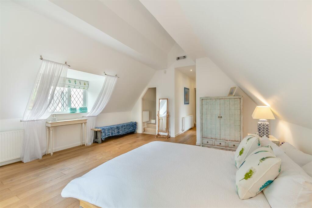 Additional property image - Moor Hall Drive, Sutton Coldfield