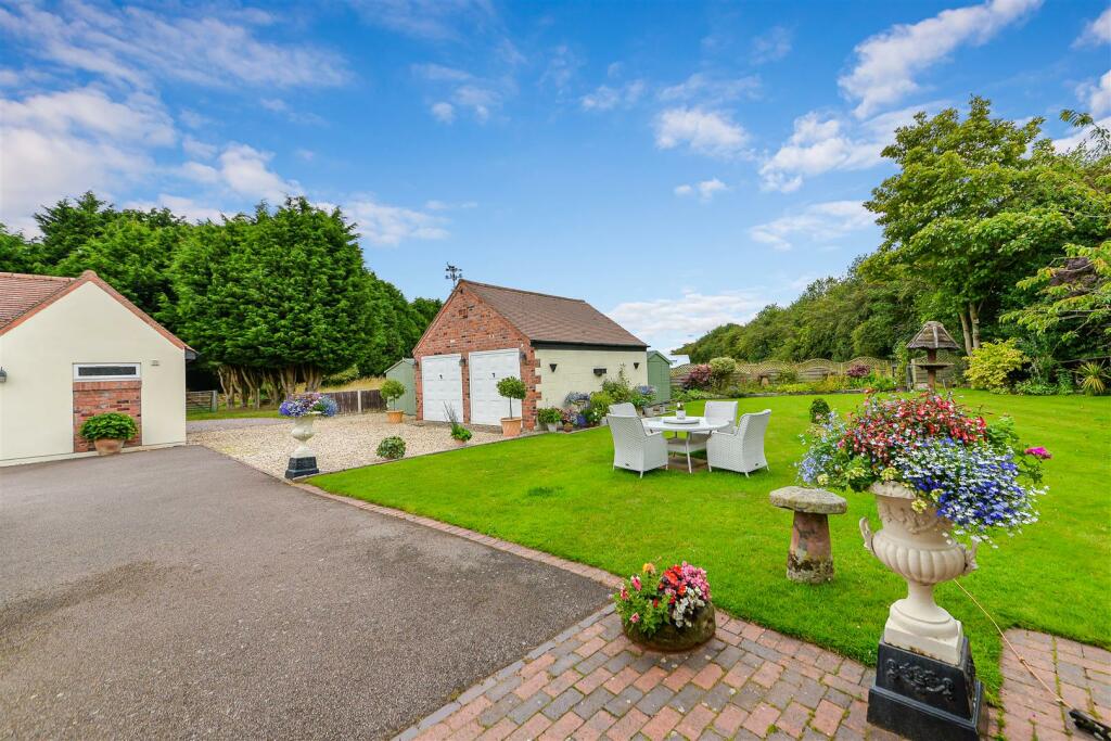 Additional property image - Worcester Lane, Sutton Coldfield