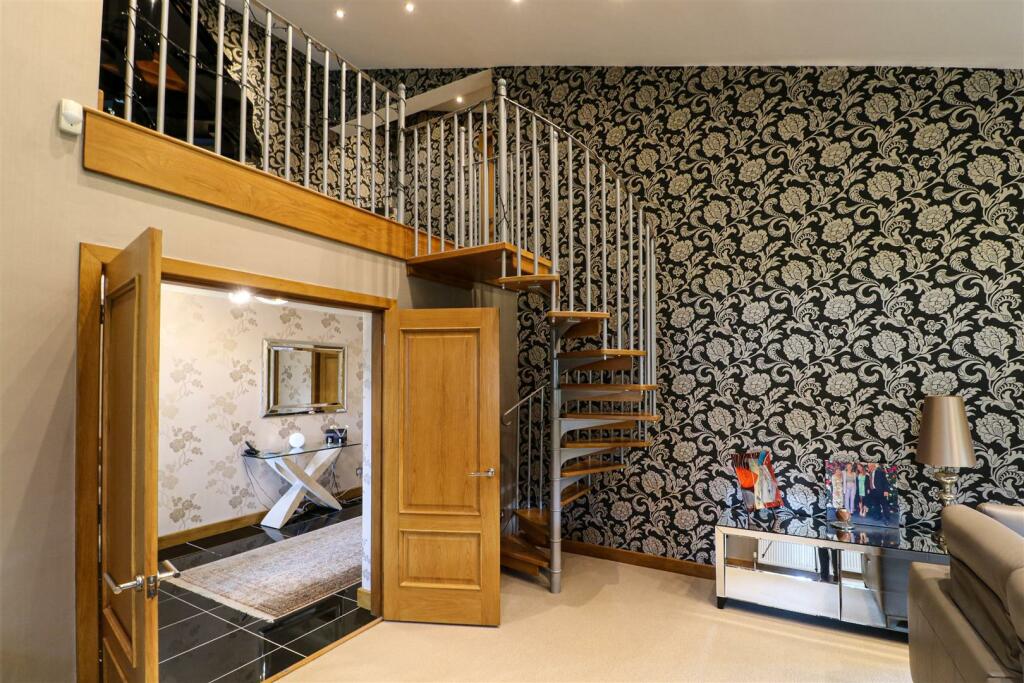 Additional property image - Longacres, Park Drive, Little Aston Park