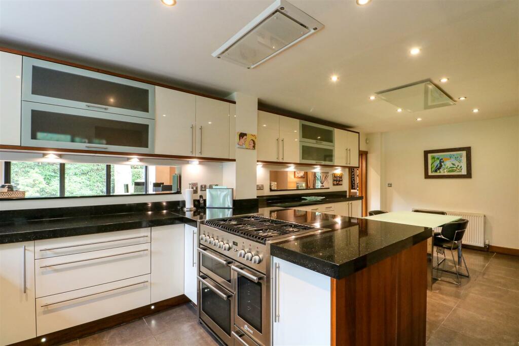 Additional property image - Longacres, Park Drive, Little Aston Park