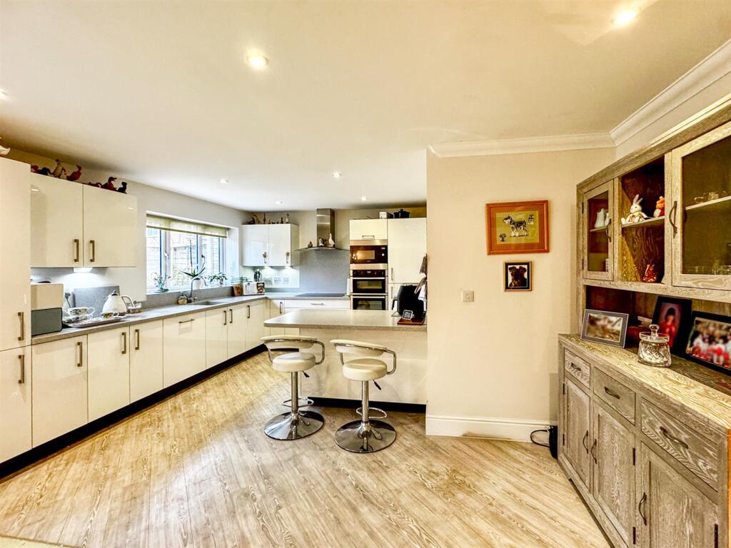 Additional property image - New Hall Grange Close, Sutton Coldfield